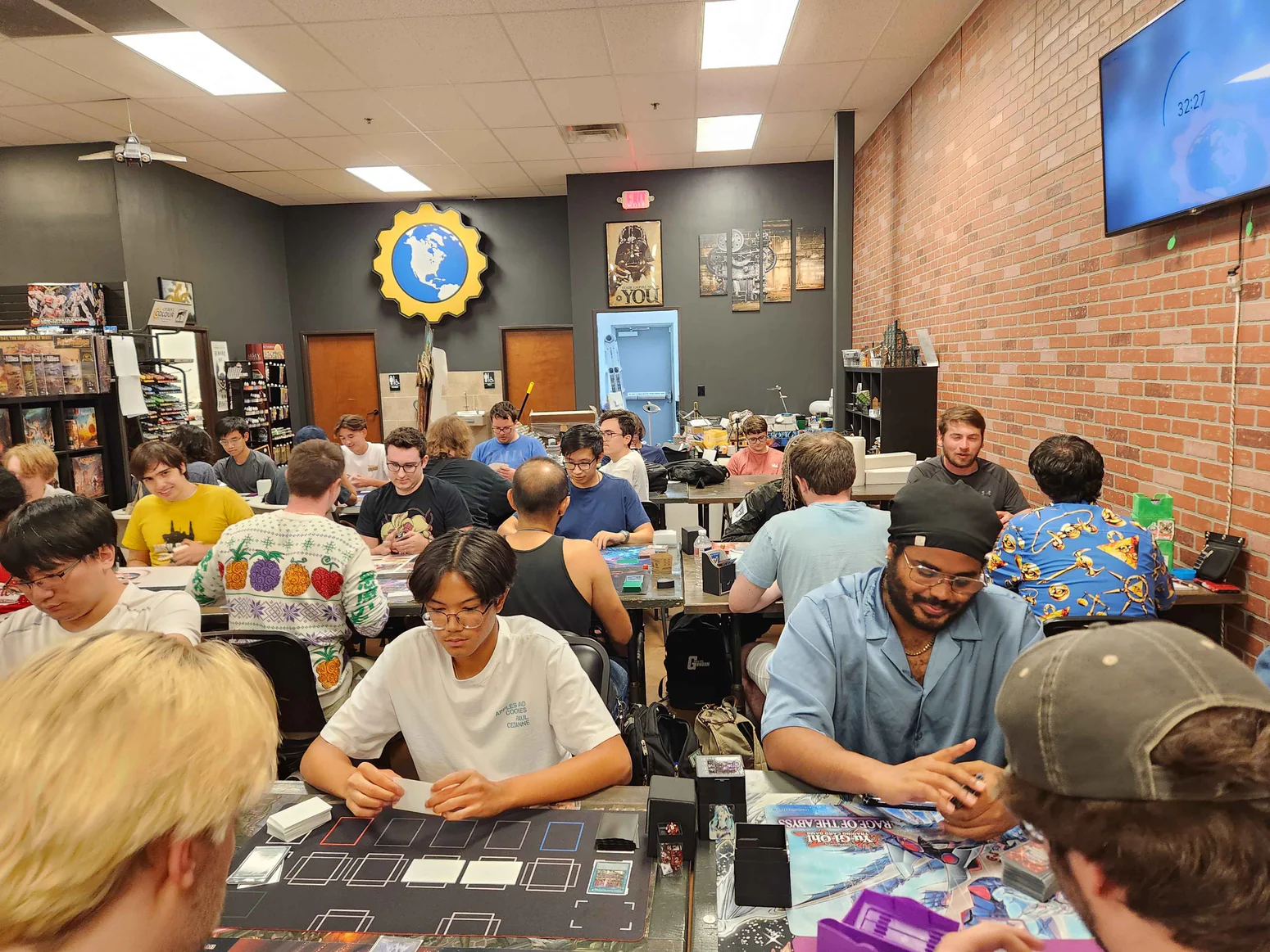 People playing games at New World Gaming